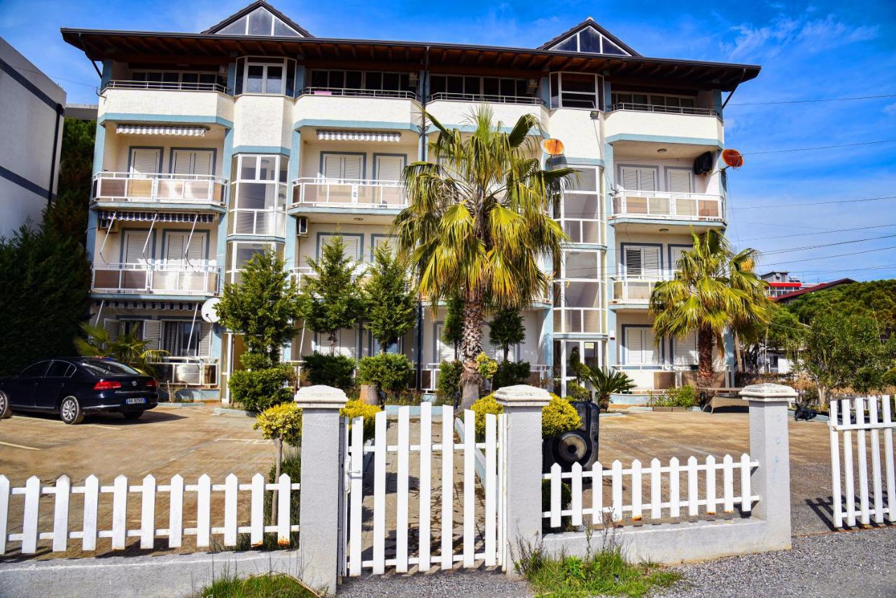 White Sea View Apartment Velipojë エクステリア 写真